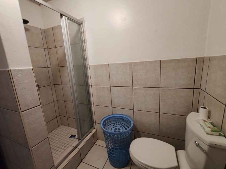 1 Bedroom Property for Sale in Kannoniers Park North West
